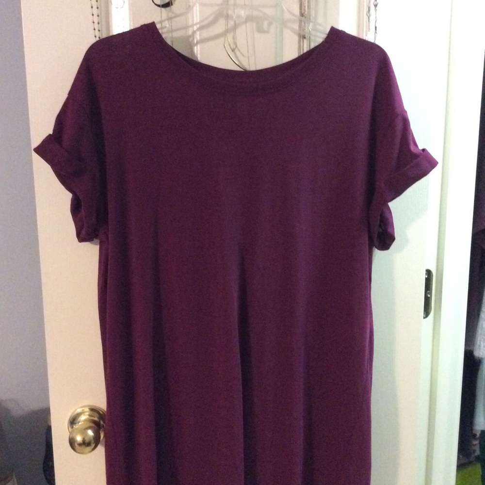Divided Long Tee in Burgundy.